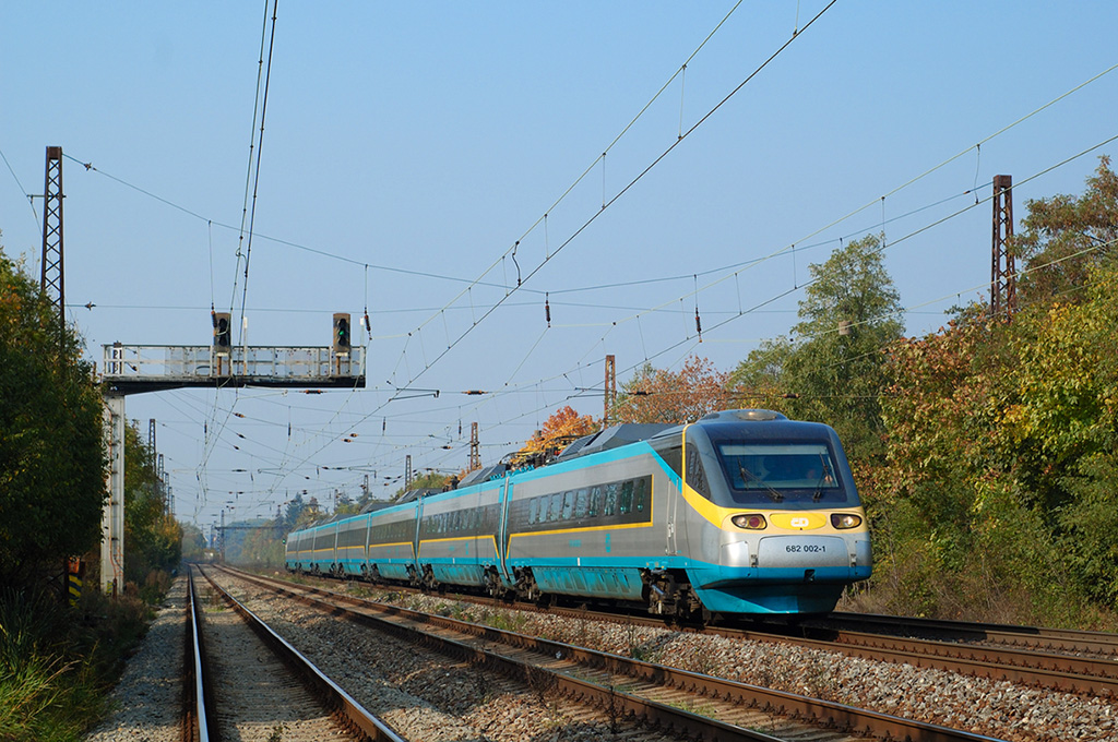 Pendolino ř. 682 002-01